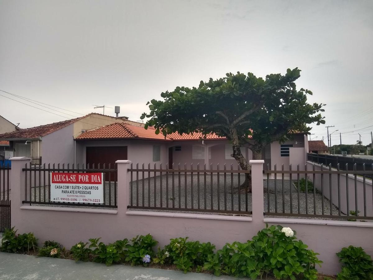Villa Casa Ampla A 50Metros Do Mar Balneario Barra do Sul Exterior foto